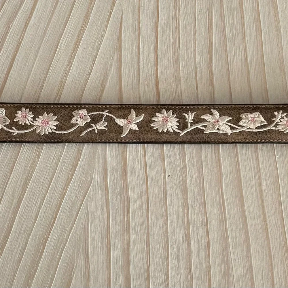 Angel Ranch Girls Floral Embroidered Western Belt – Size 22